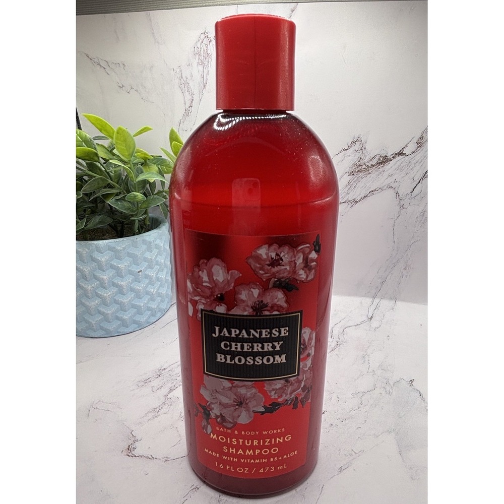 Bath and Body Works Japanese Cherry Blossom Hair‎ Moisturizing Shampoo New